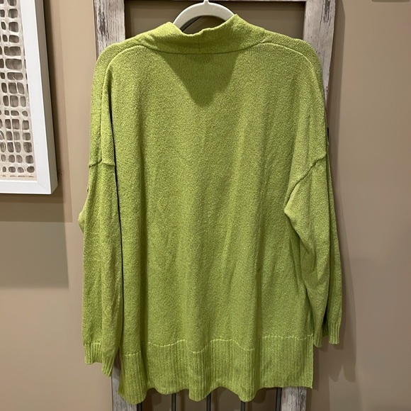 Habitat Sweater - Picture 3 of 4